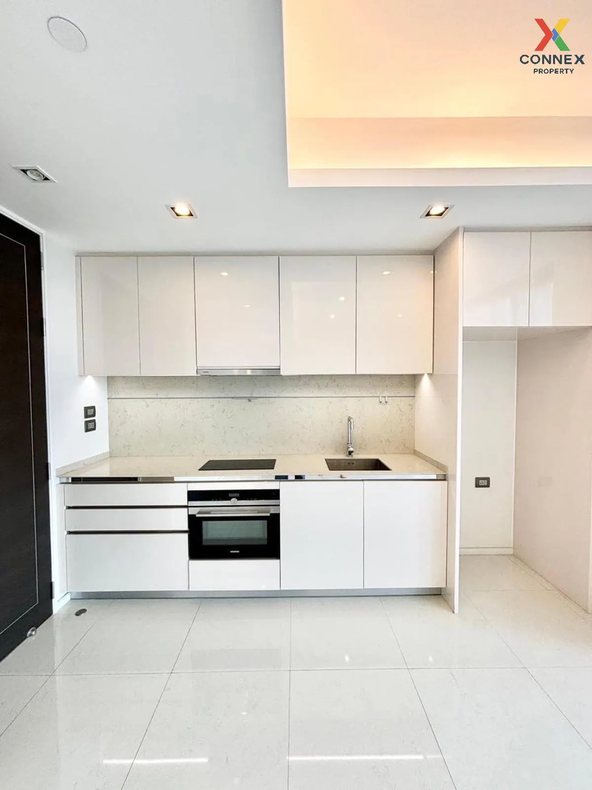 For Sale Condo , The Bangkok Sathorn , BTS-Surasak , Yannawa , Sa Thon , Bangkok , CX-100349 2