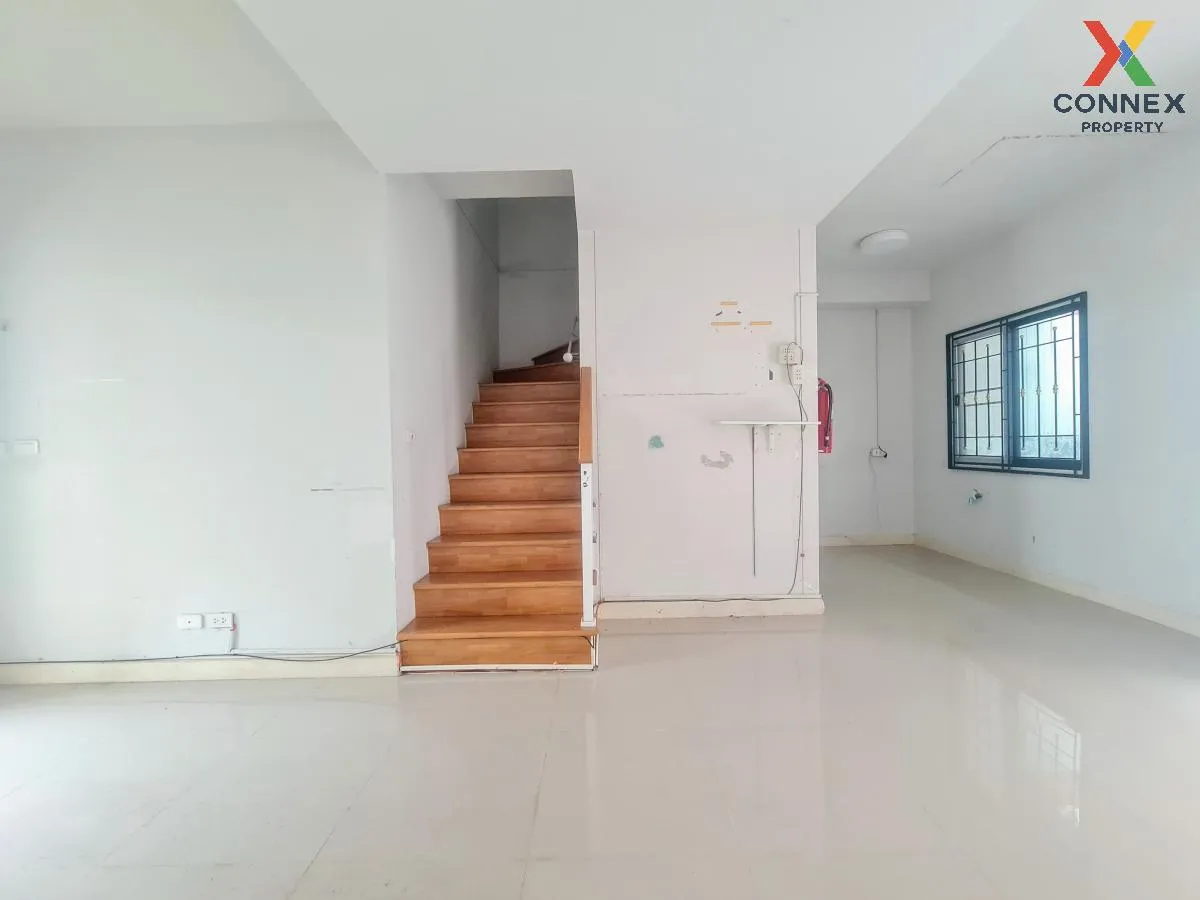 For Sale Townhouse/Townhome  , The Connect Suvarnabhumi 3 , Racha Thewa , Bang Phli , Samut Prakarn , CX-100442