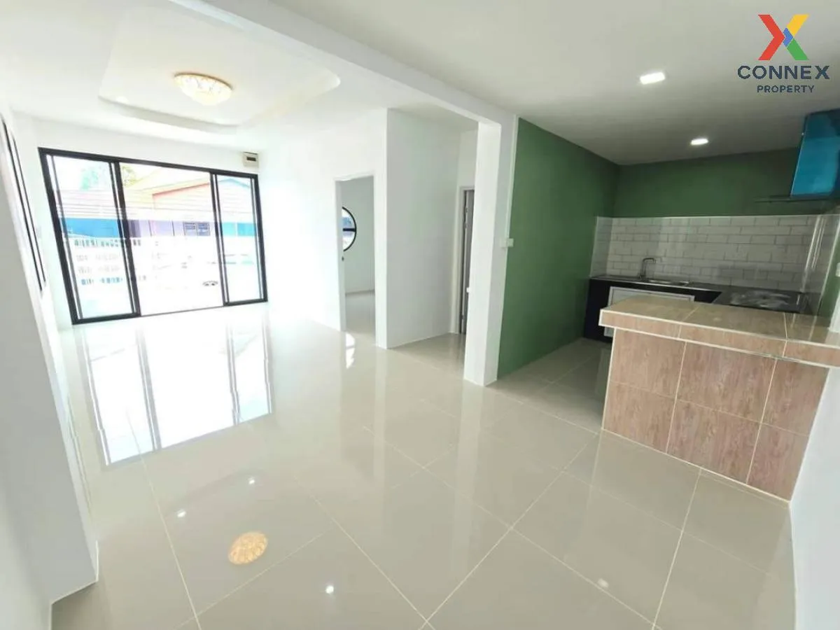 For Sale Townhouse/Townhome  , Baan Sapcharoen Liap Wari 29 , wide frontage , Khok Faet , Nong Chok , Bangkok , CX-100577