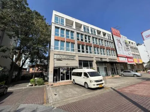 For Rent  5-story commercial building next to Krung Thonburi Road. , Khlong Ton Sai , Khlong San , Bangkok , CX-100780