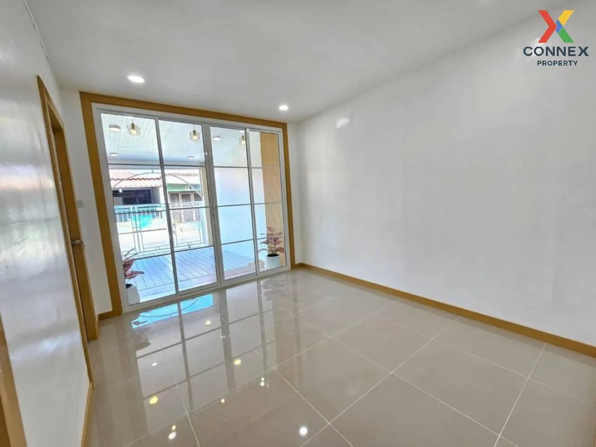 For Sale Townhouse/Townhome  , Baan Pruksa 3 Soi Watlatpladuk , newly renovated , Bang Khu Rat , Bang Bua Thong , Nonthaburi , CX-100847