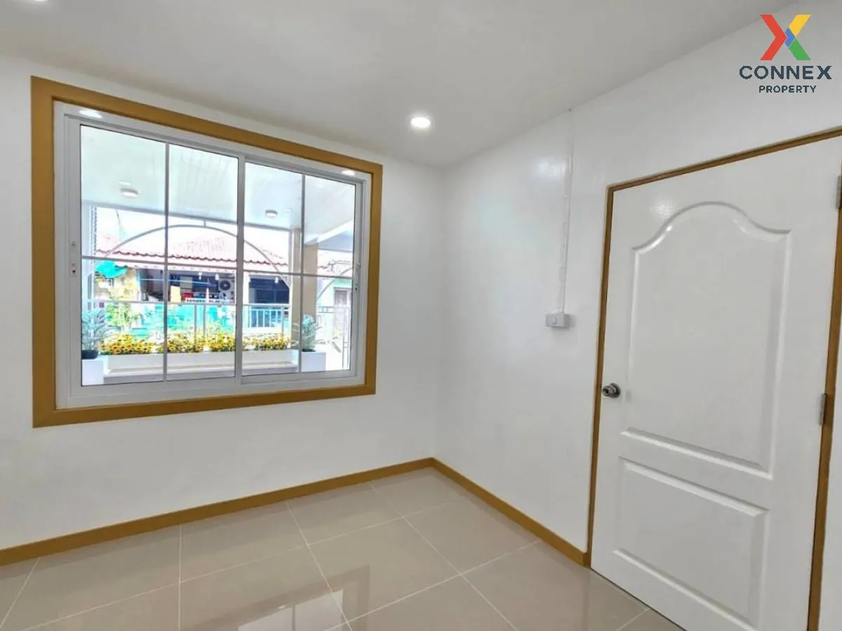 For Sale Townhouse/Townhome  , Baan Pruksa 3 Soi Watlatpladuk , newly renovated , Bang Khu Rat , Bang Bua Thong , Nonthaburi , CX-100847