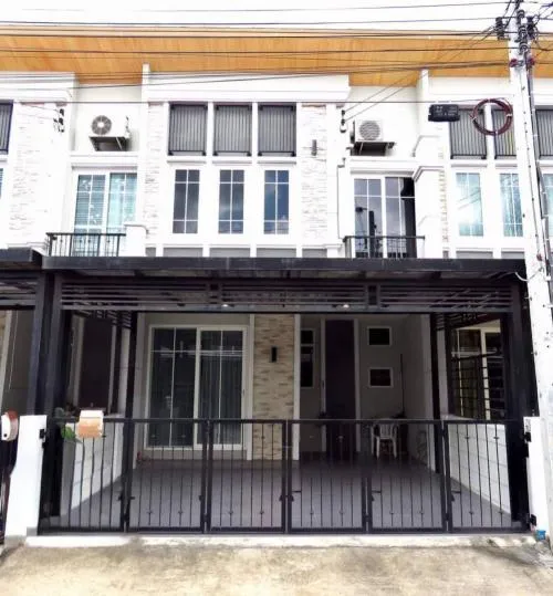 For Sale Townhouse/Townhome  , Golden Town 2 Ladprao-Kaset Nawamin , Khlong Kum , Bung Kum , Bangkok , CX-100867