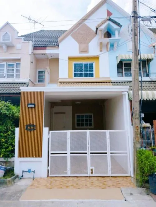 For Sale Townhouse/Townhome  , Lully Ville Lamlukka-Khlong1 , newly renovated , Khu Khot , Lam Luk Ka , Pathum Thani , CX-100963