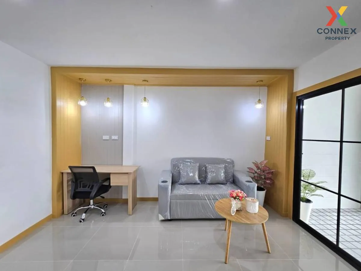 For Sale Townhouse/Townhome  , Baan Pichada , newly renovated , Phimonrat , Bang Bua Thong , Nonthaburi , CX-101072 3