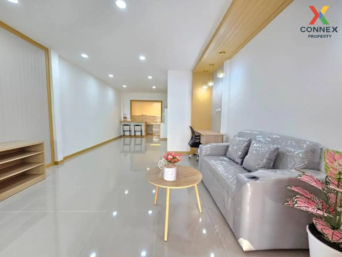 For Sale Townhouse/Townhome  , Baan Pichada , newly renovated , Phimonrat , Bang Bua Thong , Nonthaburi , CX-101072