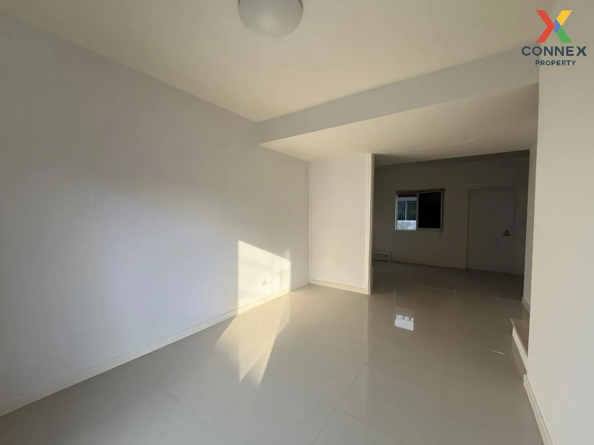 For Sale Townhouse/Townhome  , Pruksa Ville Ladkrabang - Onnut , Sisa Chorakhe Noi , Bang Sao Thong , Samut Prakarn , CX-101086