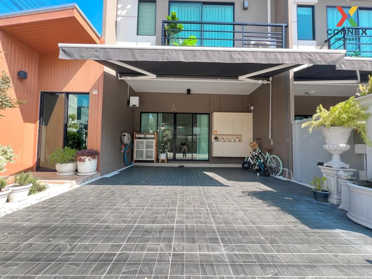 For Sale Townhouse/Townhome  , Baan Klang Muang Ratchaphruek-Sathorn , corner unit , Bang Khanun , Bang Kruai , Nonthaburi , CX-101182 2