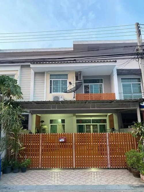 For Sale Townhouse/Townhome  ,  Phonphat Thaisomboon 3 - Rangsit Khlong 3 , Khlong Sam , khlong Luang , Pathum Thani , CX-101189