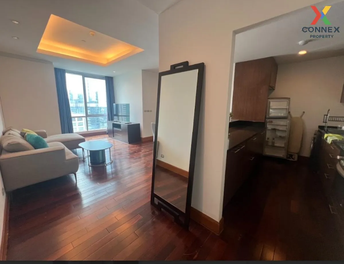 For Sale Condo , Sky Villas Sathorn , nice view , high floor , ne