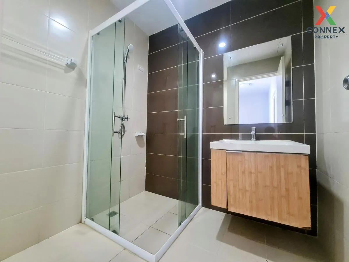 For Sale Townhouse/Townhome  , The Connect Suvarnabhumi 3 , newly renovated , Racha Thewa , Bang Phli , Samut Prakarn , CX-101857