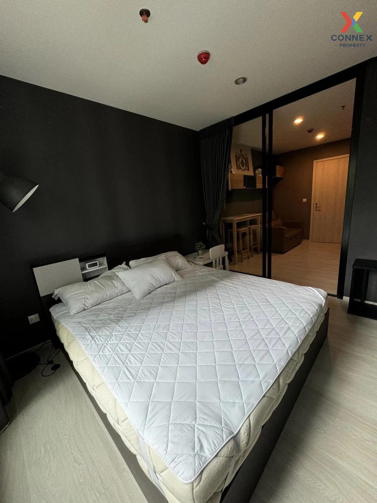 For Rent Condo , Life Asoke , MRT-Phetchaburi , Bang Kapi , Huai Khwang , Bangkok , CX-101918