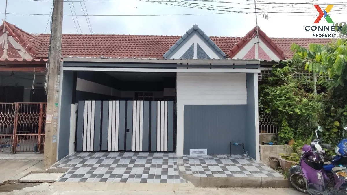 For Sale Townhouse/Townhome  , Baan Samphan Villa Lamlukka Klong 3 , newly renovated , Khu Khot , Lam Luk Ka , Pathum Thani , CX-101920 2