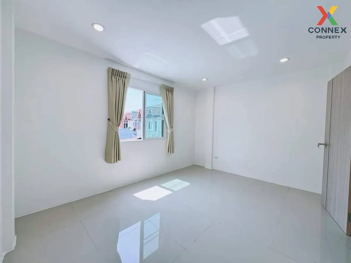 For Sale Townhouse/Townhome  , Baan Pongsirichai 4 Phetkasem 81 , newly renovated , Nong Khang Phlu , Nong Khaem , Bangkok , CX-102022