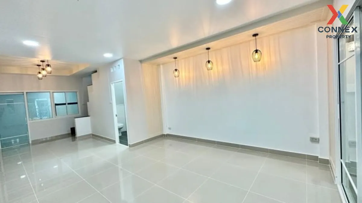 For Sale Townhouse/Townhome  , Manawadee Green Park , Phimonrat , Bang Bua Thong , Nonthaburi , CX-102156