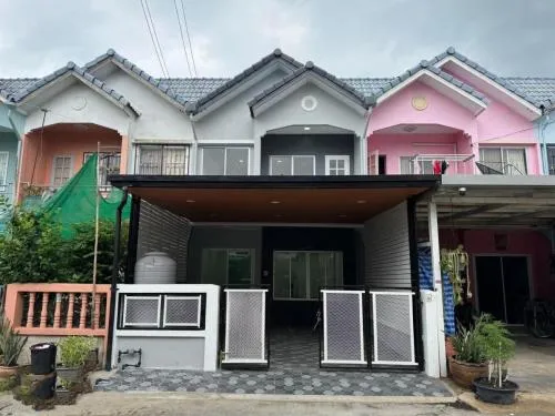 For Sale Townhouse/Townhome  , Baan Yu Charoen 3 , BTS-Khu Khot , Lam Luk Ka , Lam Luk Ka , Pathum Thani , CX-102160