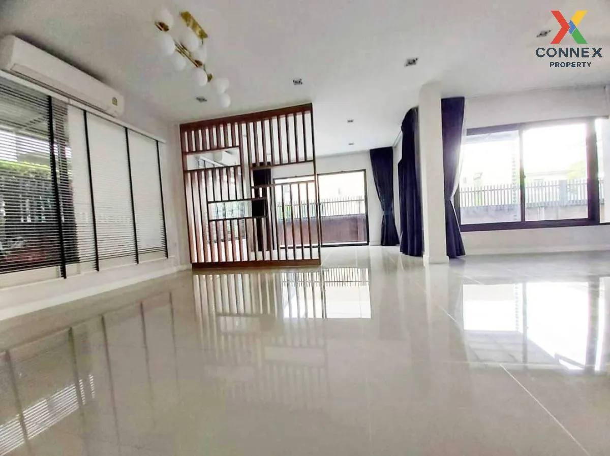 For Sale House , THE GRAND RAMA 2 , wide frontage , Phanthai Norasing , Mueang Samut Sakhon , Samut Sakhon , CX-102165