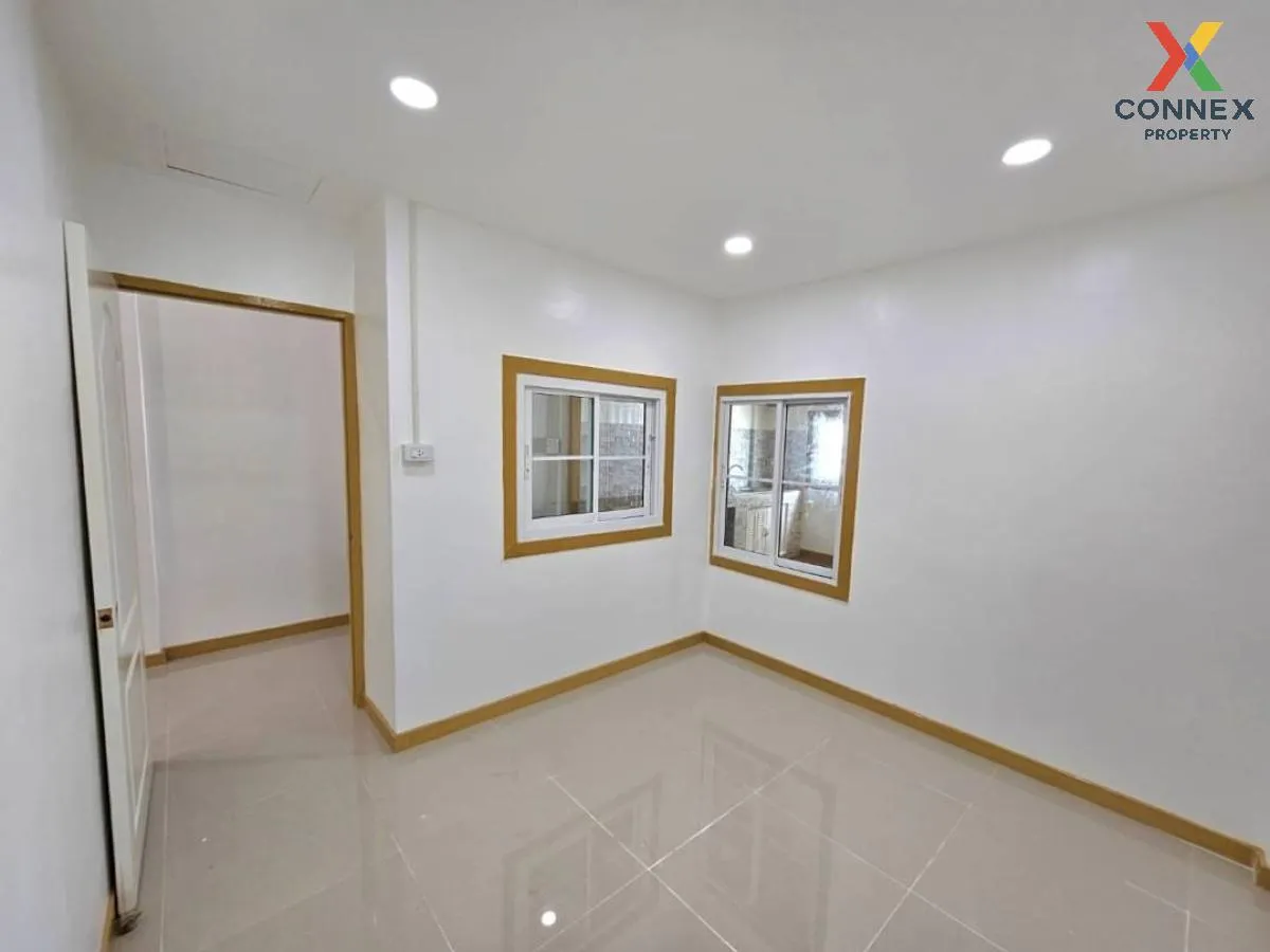 For Sale Townhouse/Townhome  , Baan Hong Prayoon 1 , newly renovated , Bang Rak Phatthana , Bang Bua Thong , Nonthaburi , CX-102234