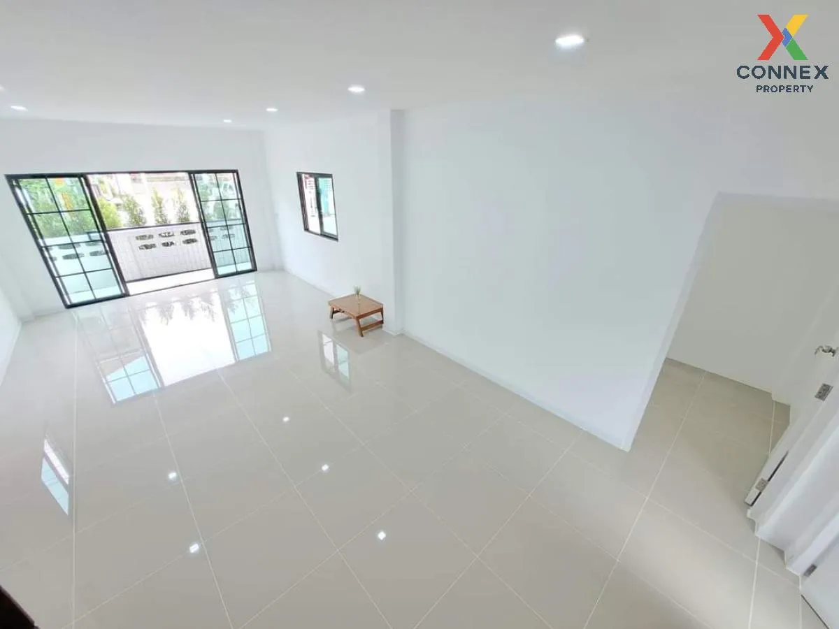 For Sale Townhouse/Townhome  , Baan Tawanthong , Nong Khaem , Nong Khaem , Bangkok , CX-102405