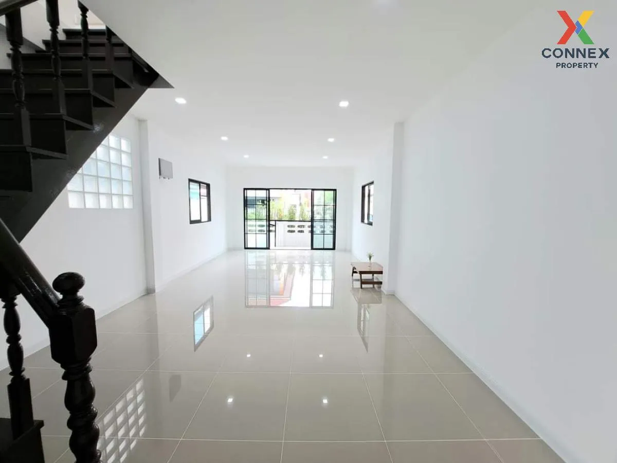 For Sale Townhouse/Townhome  , Baan Tawanthong , Nong Khaem , Nong Khaem , Bangkok , CX-102405