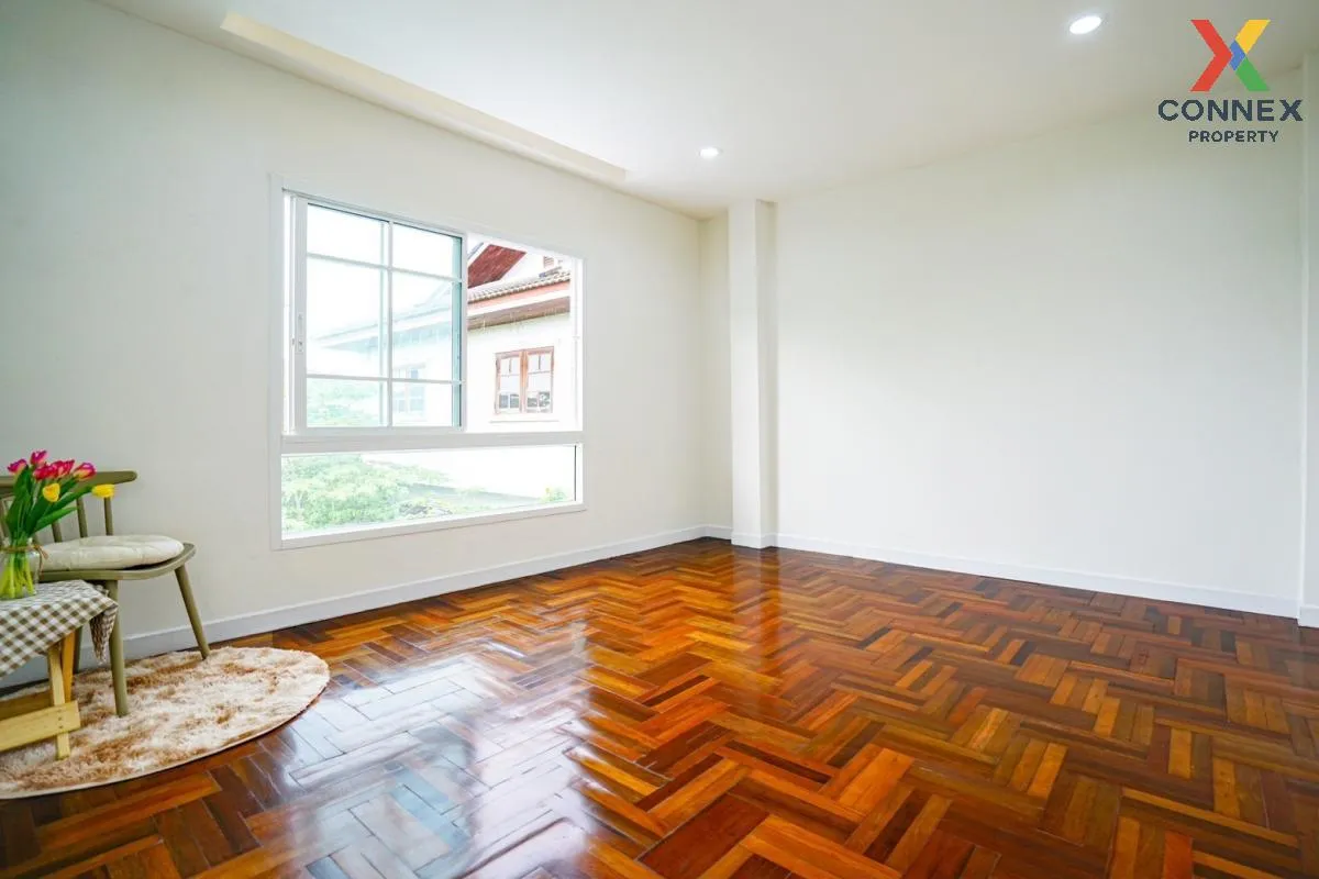 For Sale Townhouse/Townhome  , Subsomboon Village Pracha Uthit 74/1 , newly renovated , Thung Khu , Thung Khu , Bangkok , CX-102523