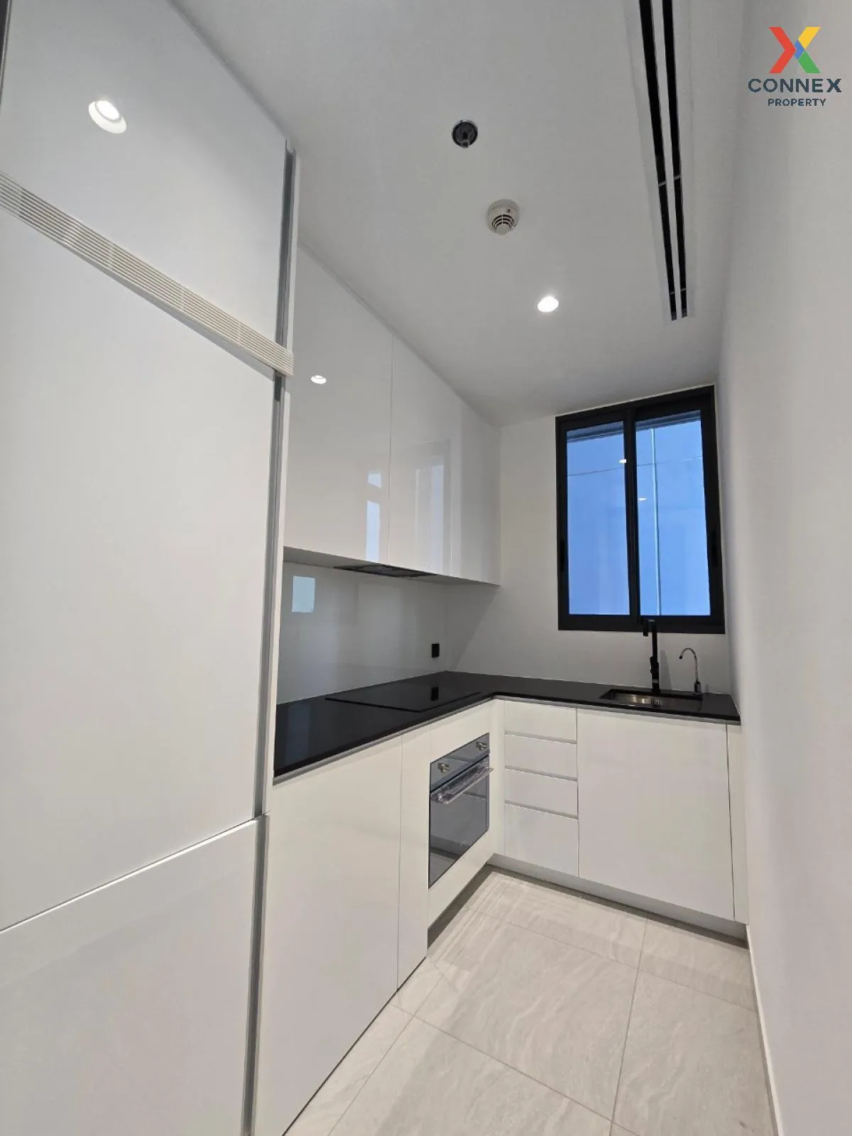 For Sale Condo , Tait Sathorn 12 , BTS-Saint Louis , Silom , Bang Rak , Bangkok , CX-102540