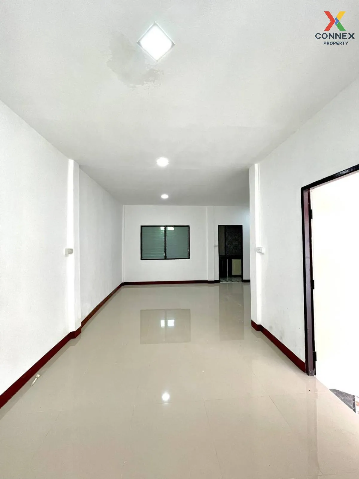 For Sale Townhouse/Townhome  , Baan Pornthisan 5 , Lam Phak Kut , Thanyaburi , Pathum Thani , CX-102622