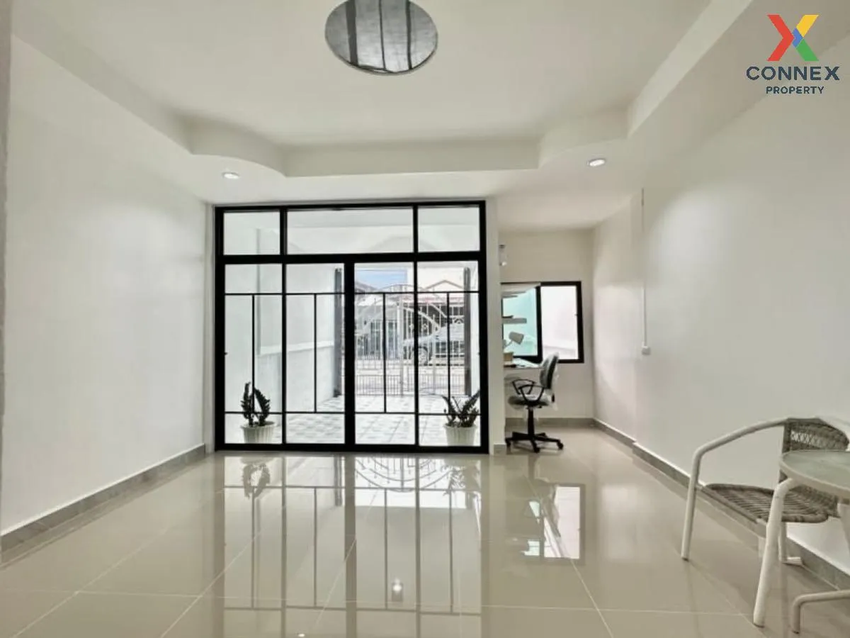 For Sale Townhouse/Townhome  , Baan Pimonrat 4 , Sai Noi , Sai Noi , Nonthaburi , CX-102636