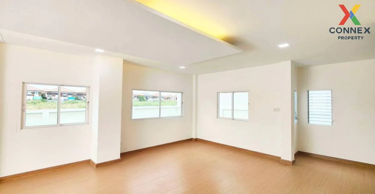 ขายบ้าน  บ้านเอ็ม.ที. บางบัวทอง บางบัวทอง นนทบุรี CX-102639