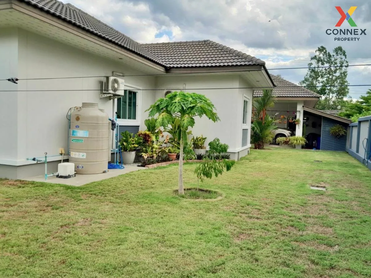 For Sale 2 houses situated on rai 1 of land , Nakhon Pathom , Sa Kathiam , mueang Nakhon Pathom , Nakhon Pathom , CX-102875