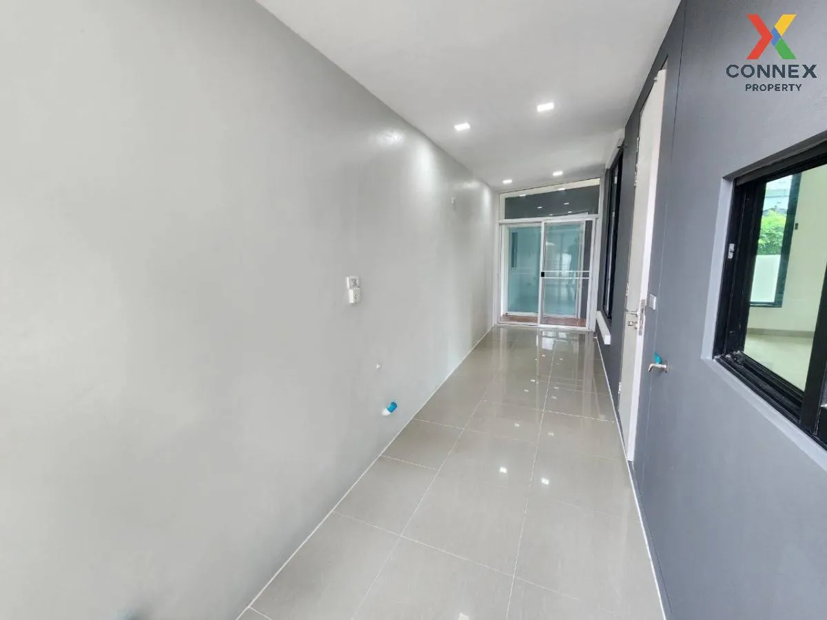 For Sale House , Sammakorn Chaiyapruek-Chaengwattana , wide frontage , Lahan , Bang Bua Thong , Nonthaburi , CX-102950