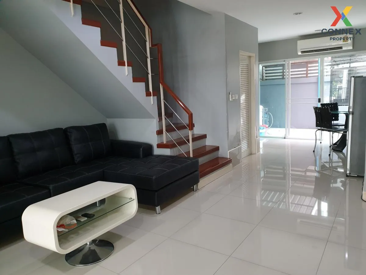 For Rent Townhouse/Townhome  , Thanapat Haus Sathorn - Narathiwas , Chong Nonsi , Yannawa , Bangkok , CX-103185 3