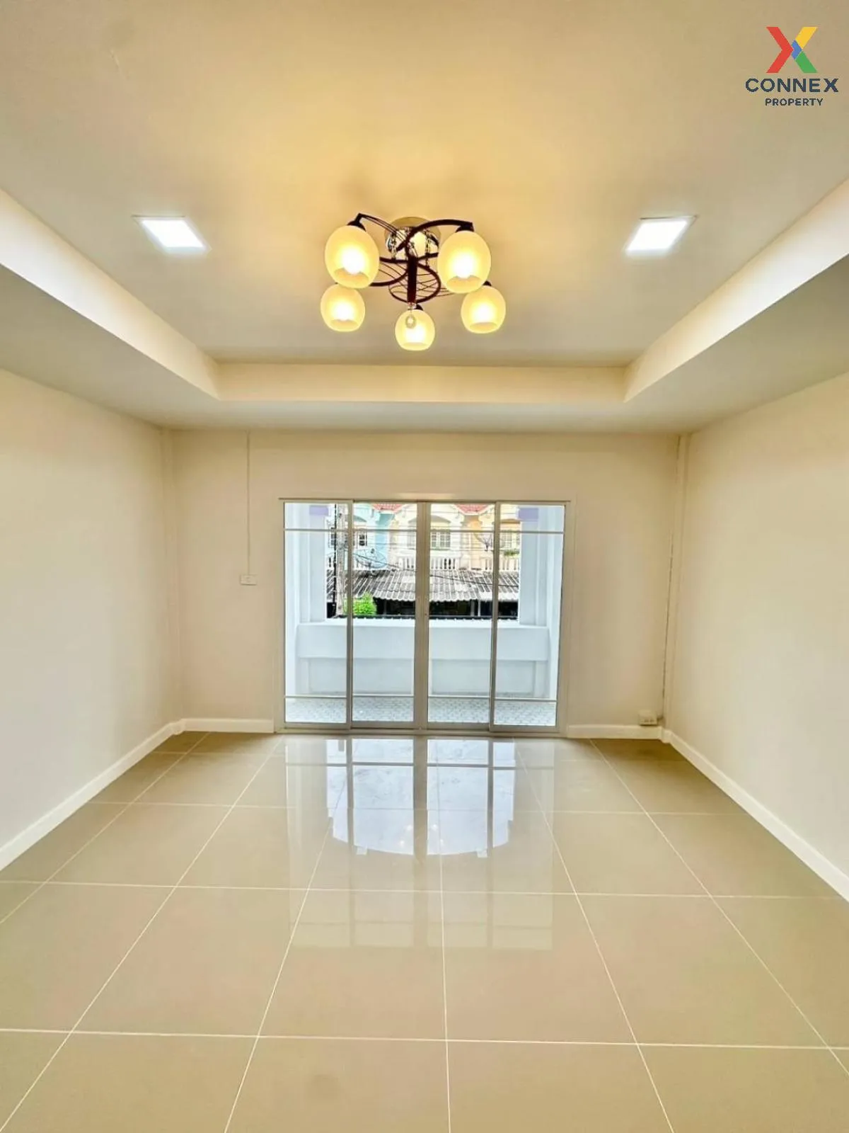 For Sale Townhouse/Townhome  , Phettanee , Bang Si Mueang , Mueang Nonthaburi , Nonthaburi , CX-103354