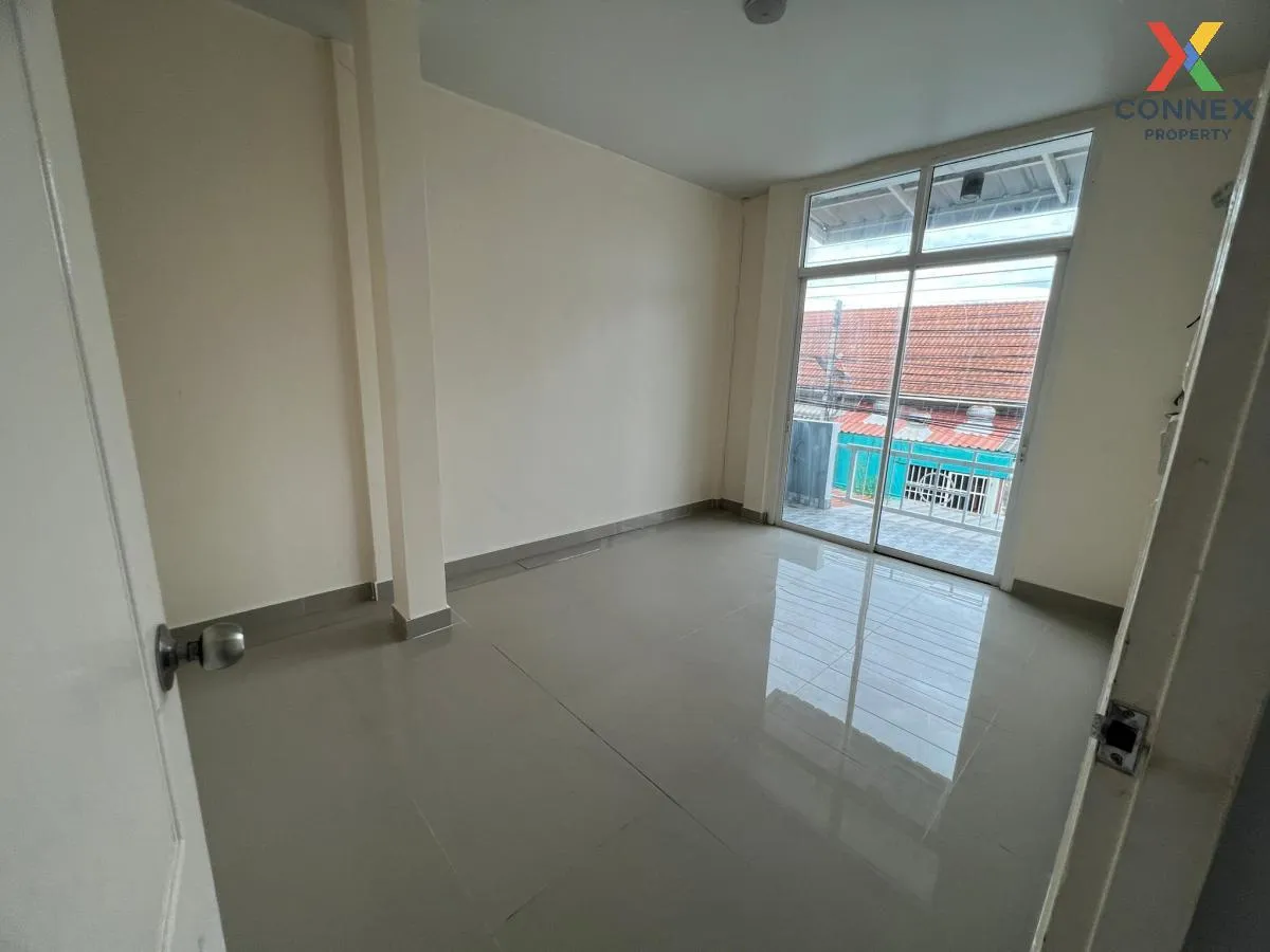 For Sale Townhouse/Townhome  , Baan Wararak Rangsit-Klong Sam , Khlong Sam , khlong Luang , Pathum Thani , CX-103556