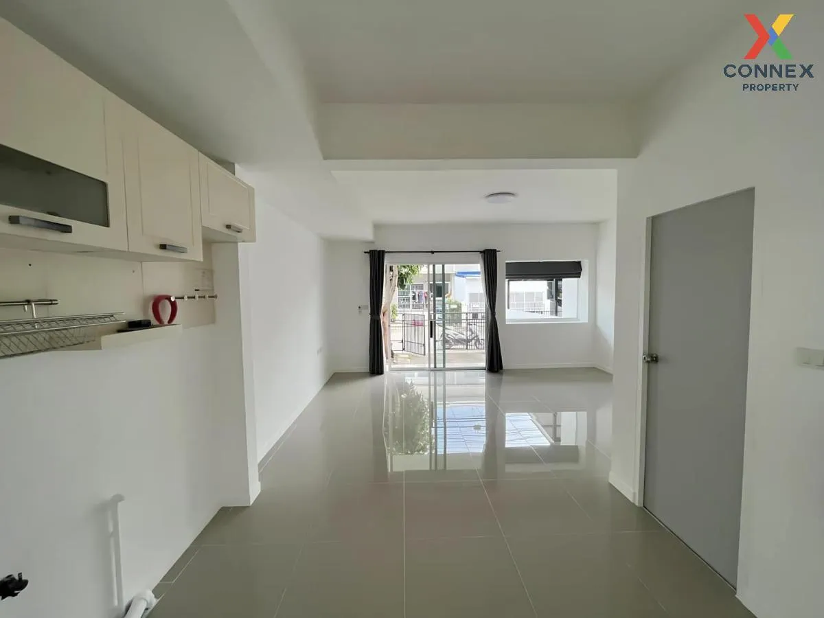 For Sale Townhouse/Townhome  , INDY PRACHAUTHIT 1 , Thung Khu , Thung Khu , Bangkok , CX-103790 3