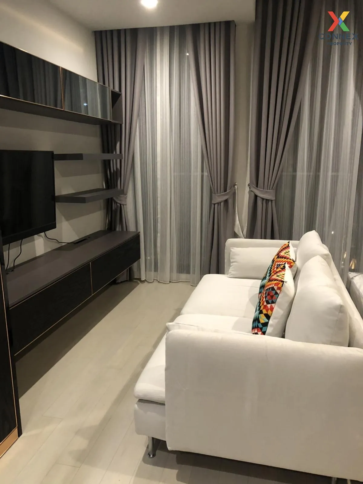 For Rent Condo , Noble Ploenchit , corner unit , BTS-Phloen Chit , Lumpini , Pathum Wan , Bangkok , CX-103793 1