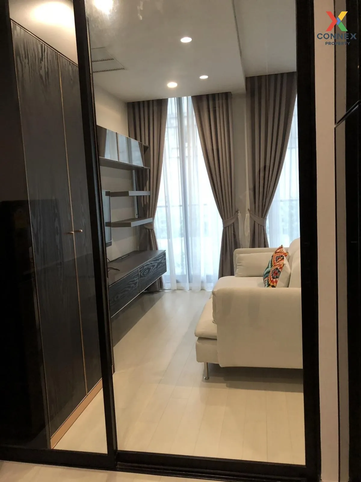 For Rent Condo , Noble Ploenchit , corner unit , BTS-Phloen Chit , Lumpini , Pathum Wan , Bangkok , CX-103793 2