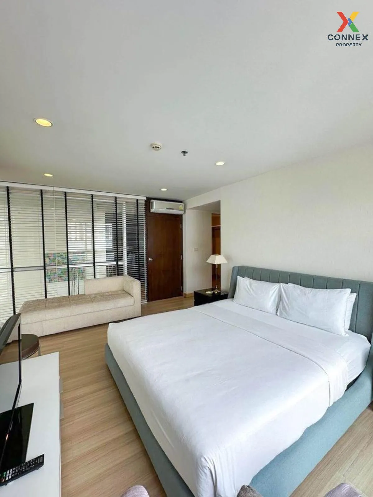 For Rent Condo , The Rajdamri , BTS-Ratchadamri , Thungmahamek , Pathum Wan , Bangkok , CX-103850