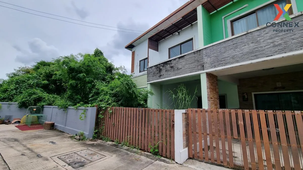 For Sale  Sriracha twin house , Surasak , Si Racha , Chon Buri , CX-103911 1