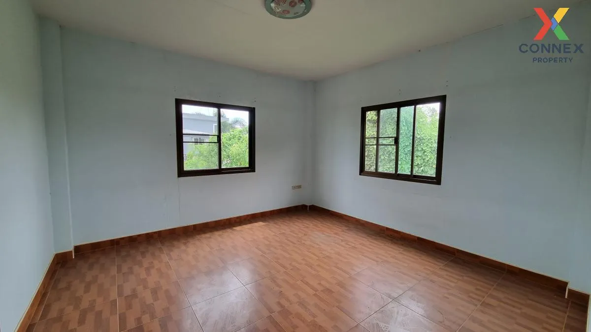 For Sale  Sriracha twin house , Surasak , Si Racha , Chon Buri , CX-103911