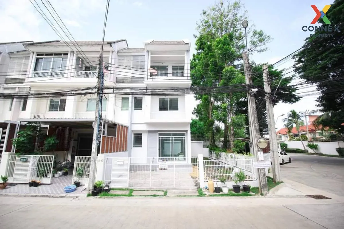 For Sale Townhouse/Townhome  , Baanmai 1 , corner unit , Tha Kham , Bang Khun Thian , Bangkok , CX-104132 1