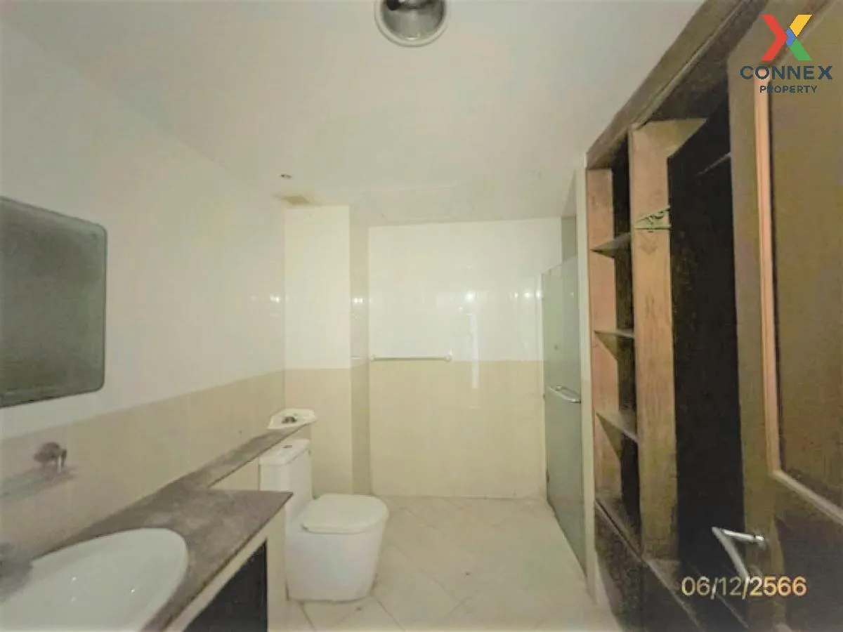 For Sale Condo , Emerald Palace Condominium , Mueang Phata , Bang Lamung , Chon Buri , CX-104141