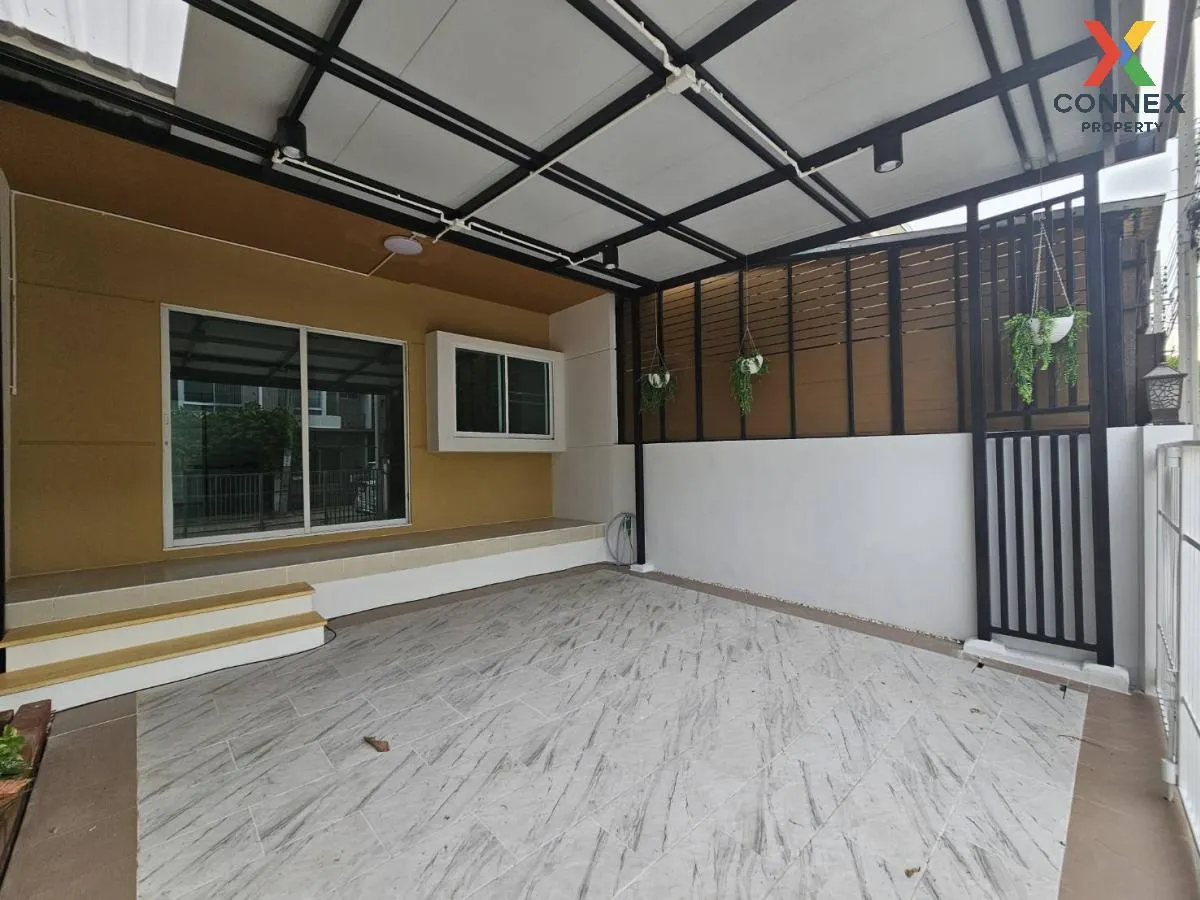 For Sale Townhouse/Townhome  , INDY PRACHAUTHIT 1 , newly renovated , Thung Khu , Thung Khu , Bangkok , CX-104226