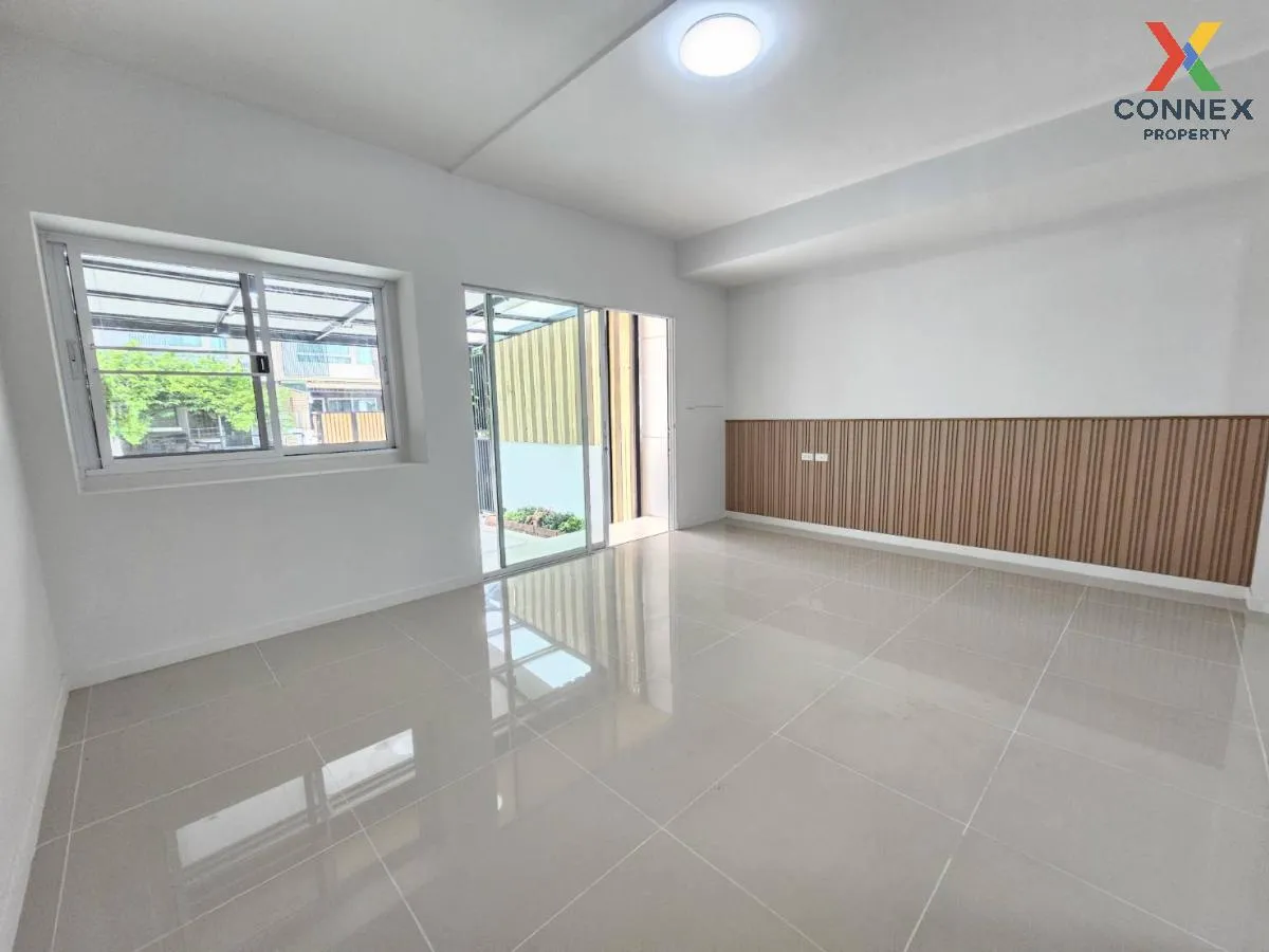 For Sale Townhouse/Townhome  , INDY PRACHAUTHIT 1 , newly renovated , Thung Khu , Thung Khu , Bangkok , CX-104226