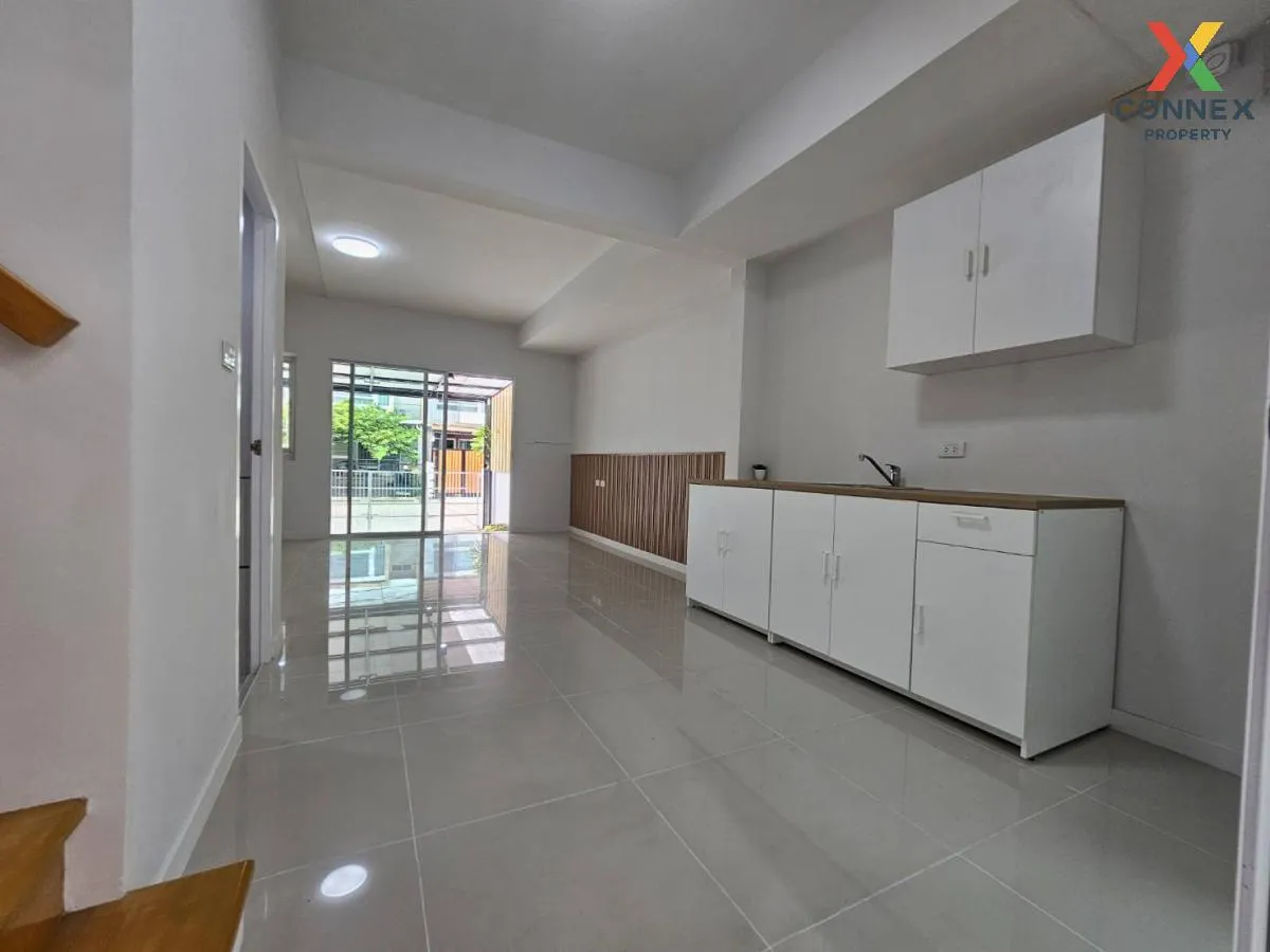 For Sale Townhouse/Townhome  , INDY PRACHAUTHIT 1 , newly renovated , Thung Khu , Thung Khu , Bangkok , CX-104226