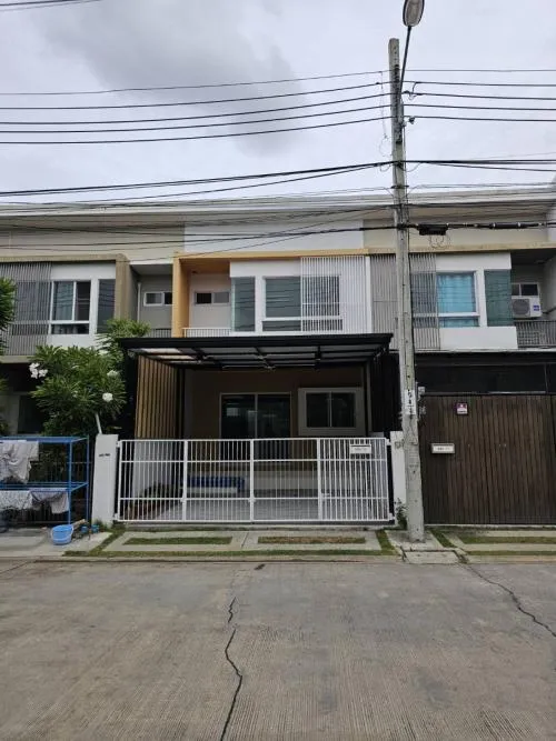 For Sale Townhouse/Townhome  , INDY PRACHAUTHIT 1 , newly renovated , Thung Khu , Thung Khu , Bangkok , CX-104226