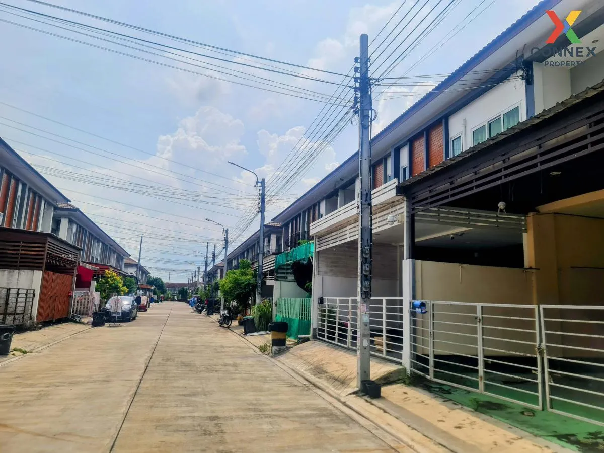 For Sale Townhouse/Townhome  , Baan Ratchapruek 3 , Lam Pla Thiw , Lat Krabang , Bangkok , CX-104256 2