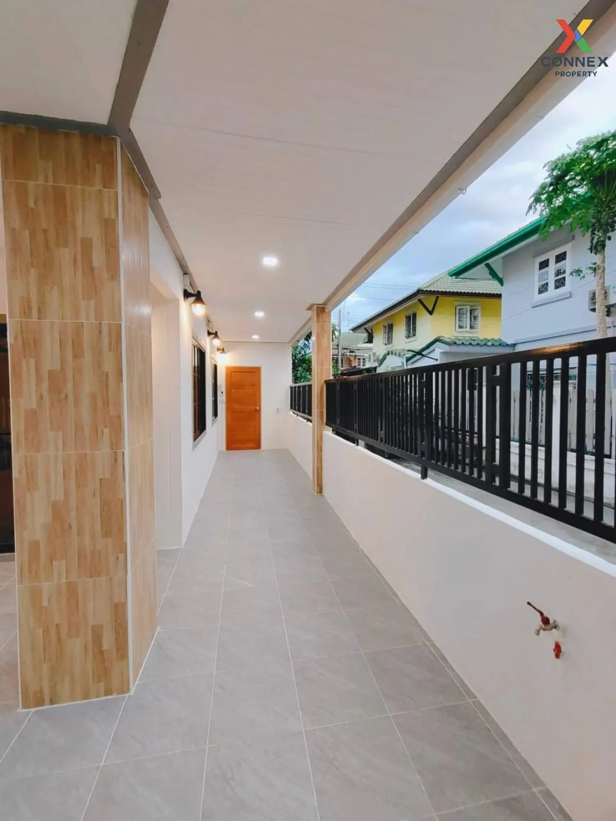 For Sale Townhouse/Townhome  , Baan Pruksa 12 Rangsit-Klong 3 , wide frontage , newly renovated , Khlong Sam , khlong Luang , Pathum Thani , CX-104371