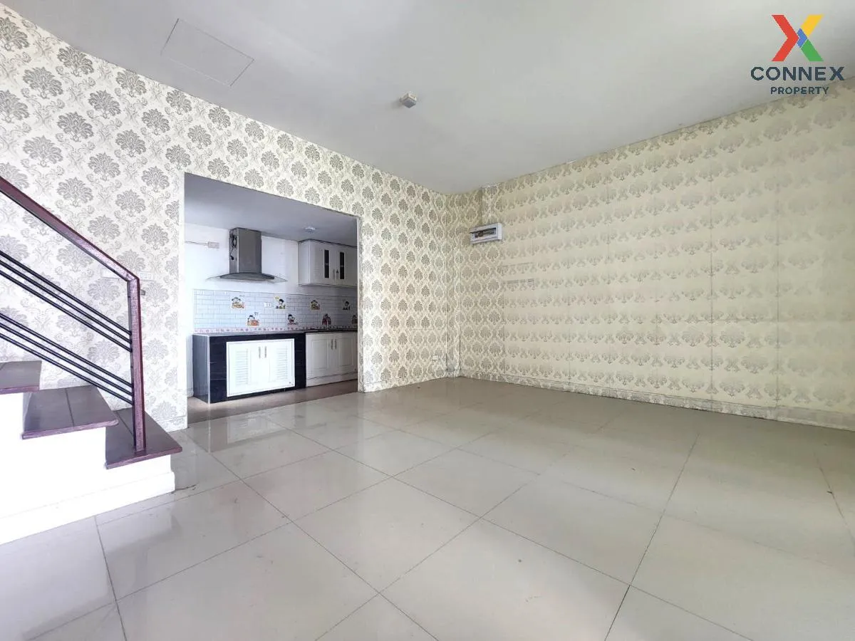 For Sale Townhouse/Townhome  , High Living , Nong Kakha , Phan Thong , Chon Buri , CX-104375