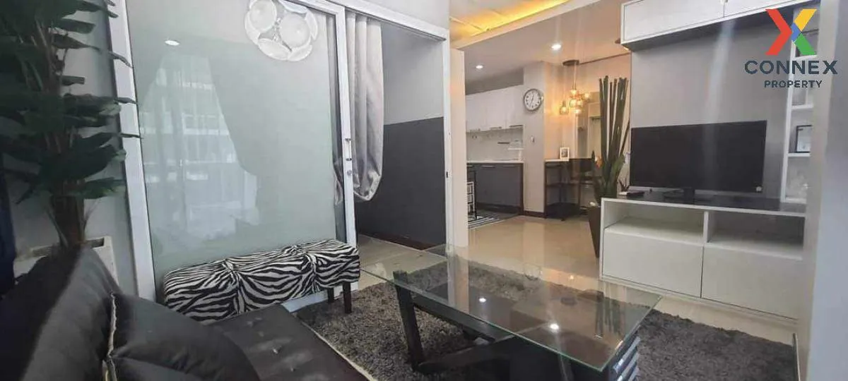 For Sale Condo , Waterford Sukhumvit 50 , corner unit , BTS-Phra Khanong , Phra Khanong , Khlong Toei , Bangkok , CX-104499